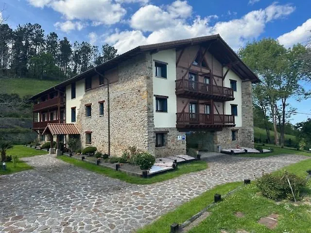 Hotel-Apartamento Rural Atxurra Bermeo
