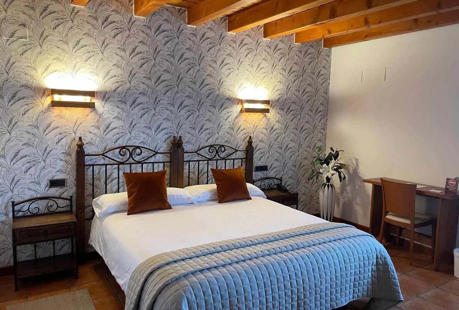 Hotel-Apartamento Rural Atxurra Bermeo Spain