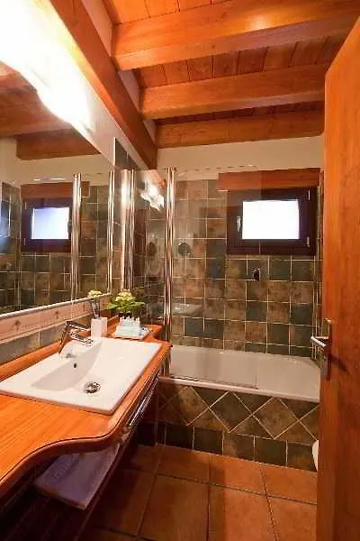 Hotel-Apartamento Rural Atxurra Bermeo Spain